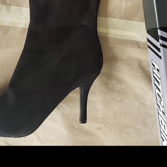 Boots - Picture 3 of 3